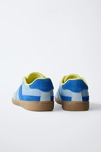 RETRO SNEAKERS