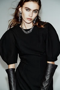 SHORT BALLOON SLEEVE DRESS