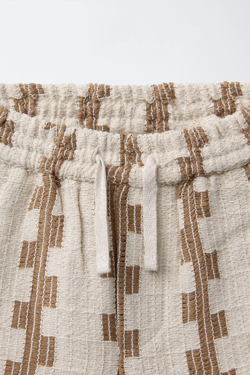 PRINTED TEXTURED SHORTS