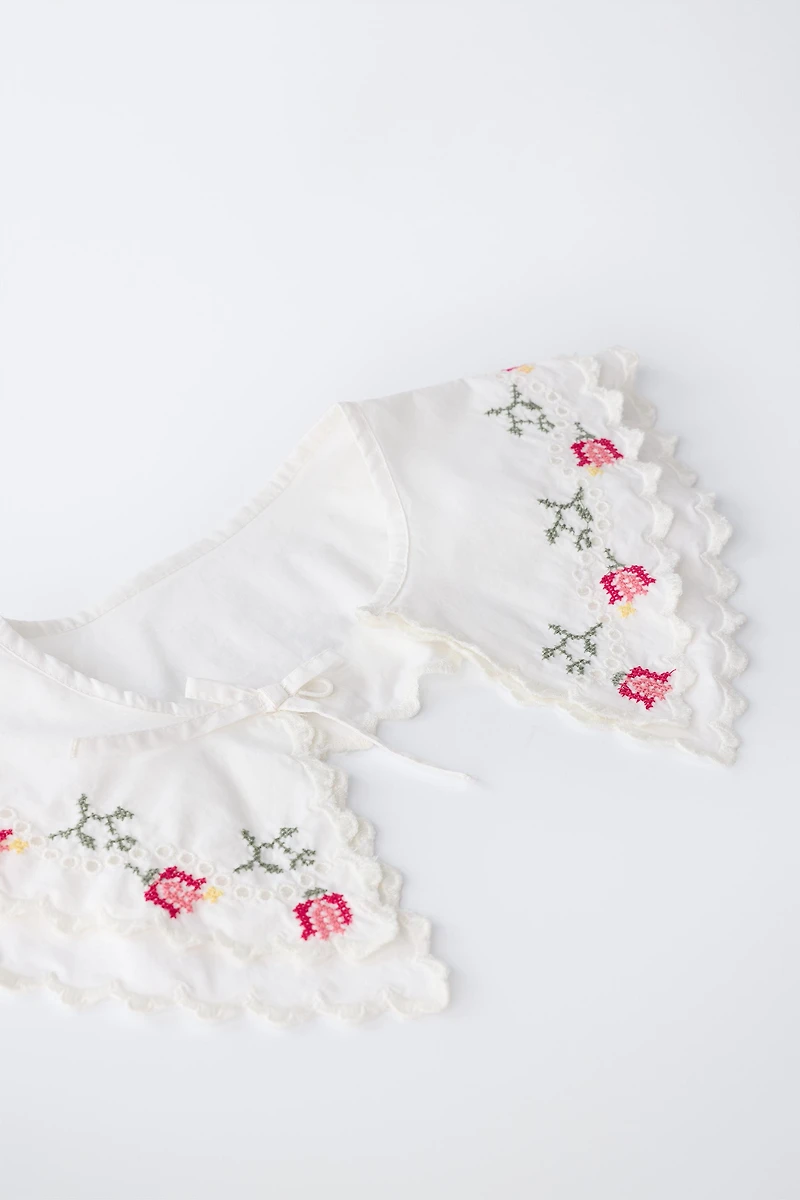 CROSS-STITCH EMBROIDERED POPLIN COLLAR