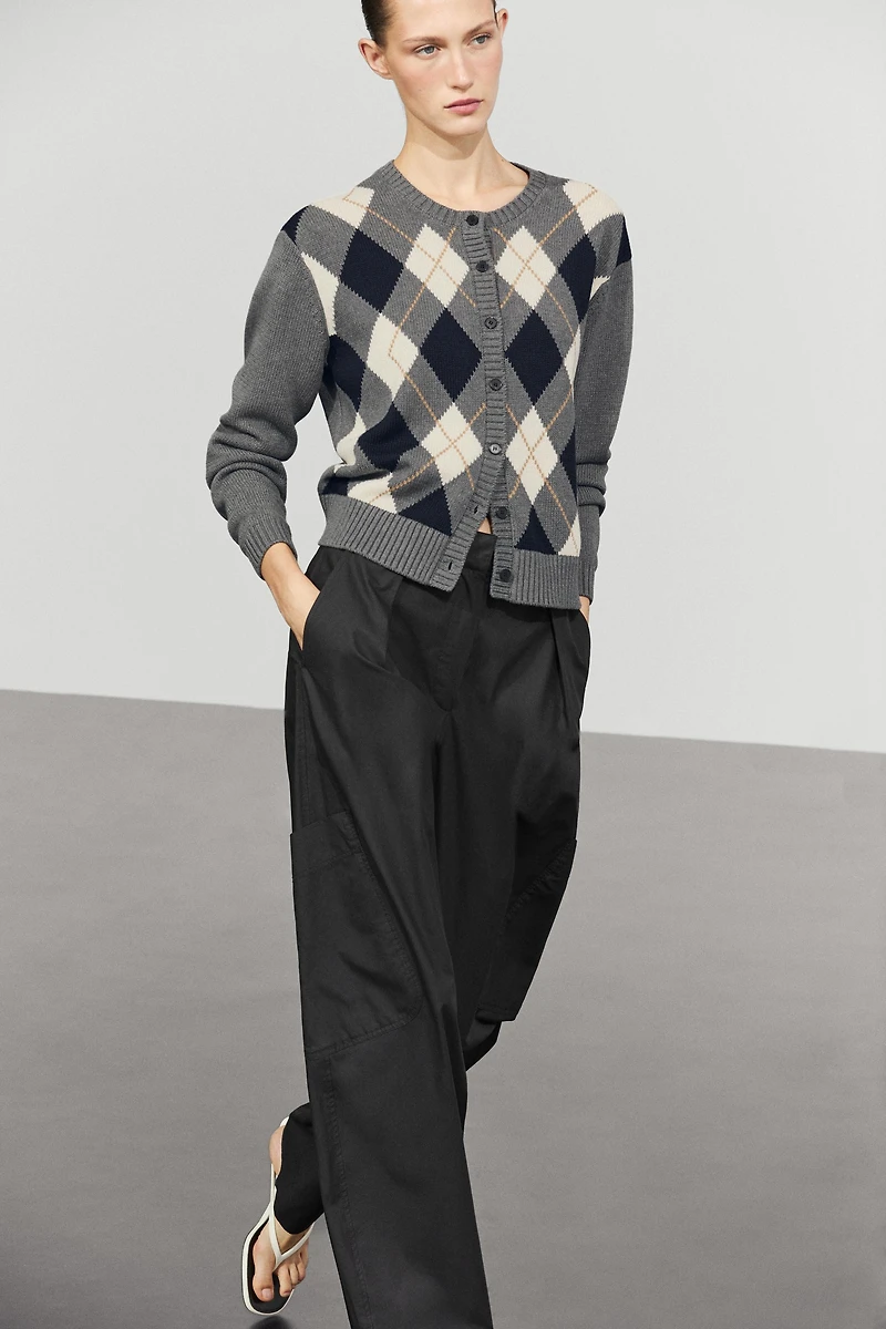 100% cotton diamond knit cardigan