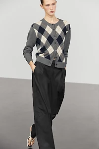 100% cotton diamond knit cardigan