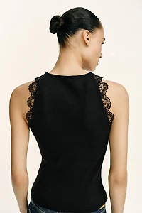 LACE RIBBED HALTER TOP
