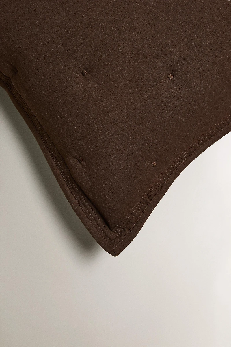 MICROFIBER PILLOW SHAM FOR QUILT