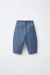 EMBROIDERED FLORAL BARREL JEANS
