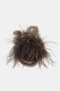 FEATHER FLAT SANDALS