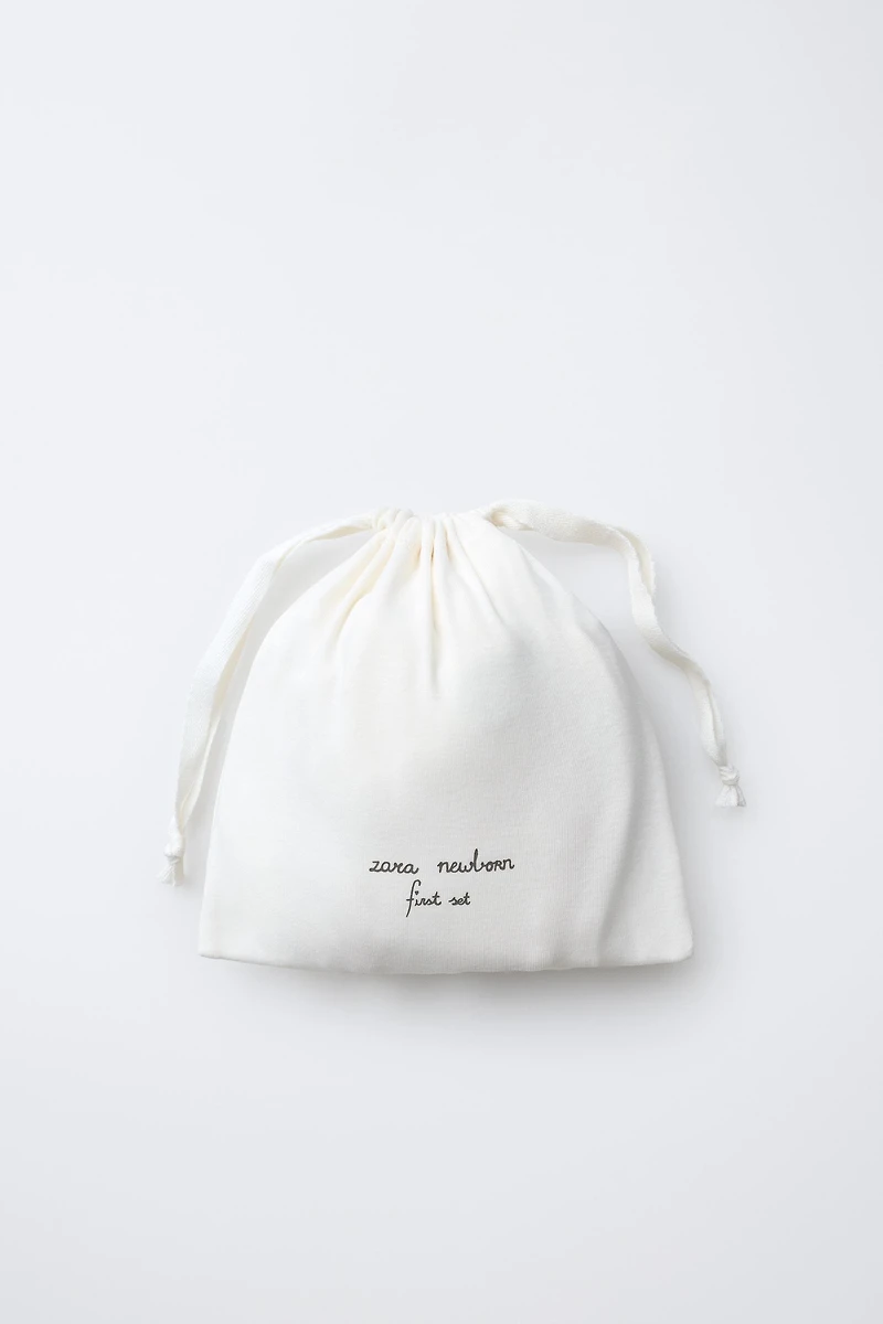 ENSEMBLE LAYETTE ET SA PETITE BOURSE