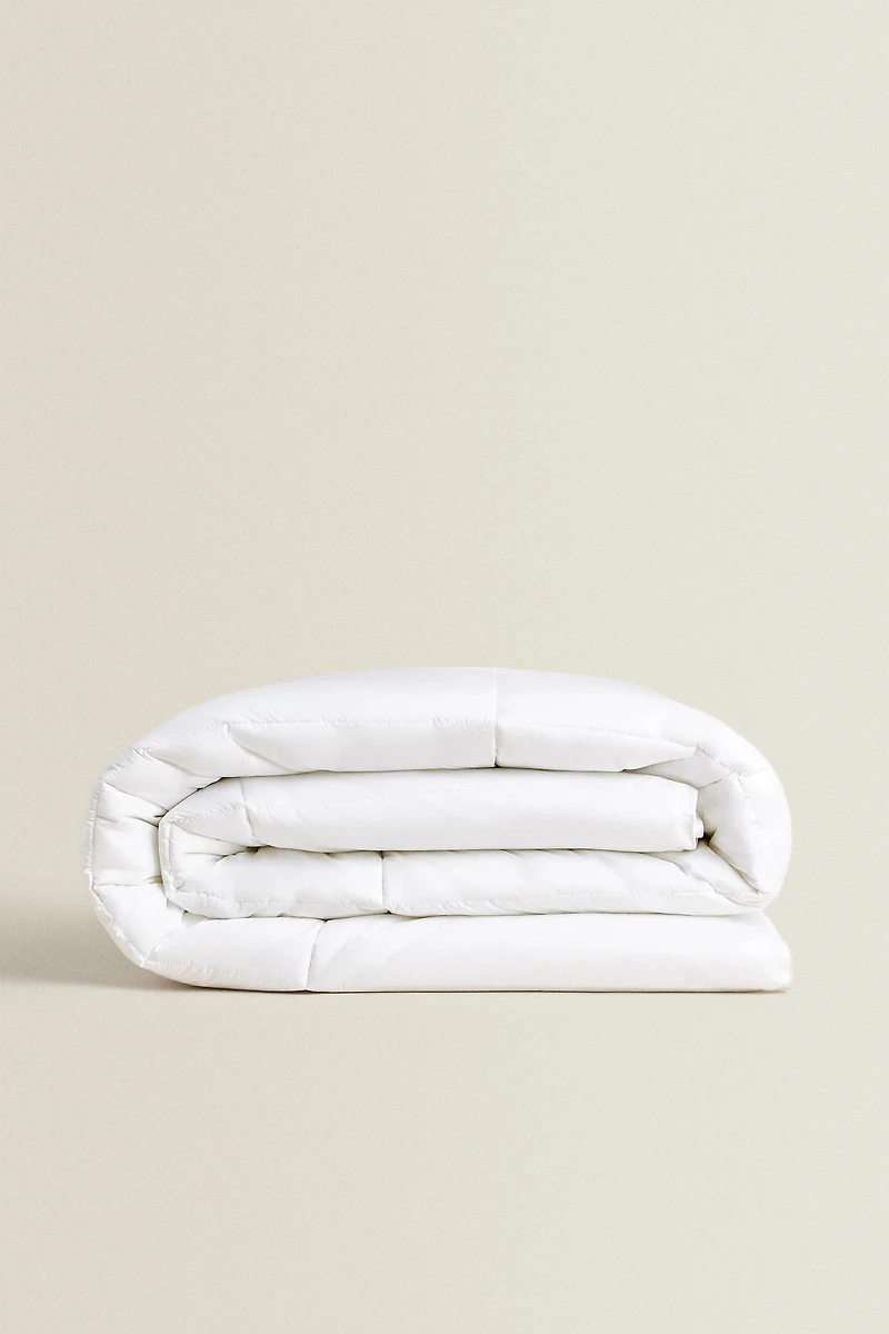 DUVET INSERT FEATHER TOUCH (300 GXM²)