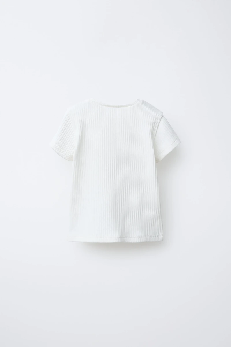 RIBBED CUT-OUT HEARTS T-SHIRT