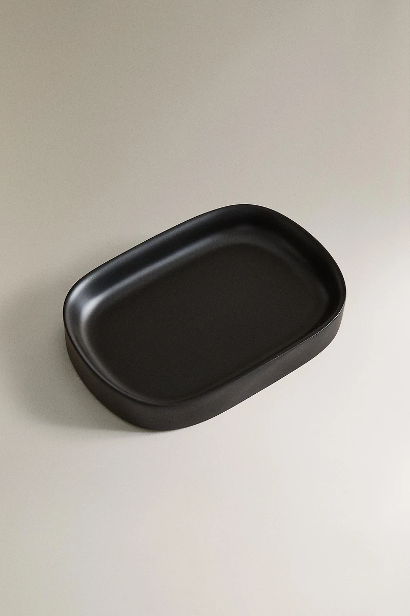BLACK RESIN SOAP DISH