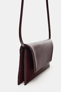 PATENT EFFECT SHOULDER BAG
