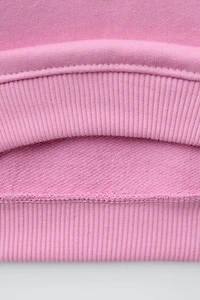 BASIC HEART SWEATSHIRT