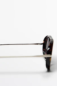 Tortoiseshell-effect aviator glasses