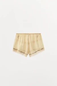 SHORT BRODÉ FLEURS DENTELLE ÉDITION LIMITÉE