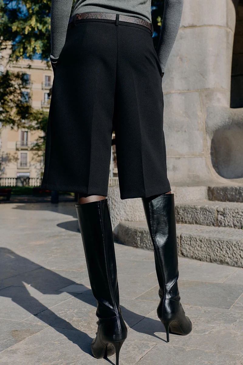 LONG SHORTS WITH BELT