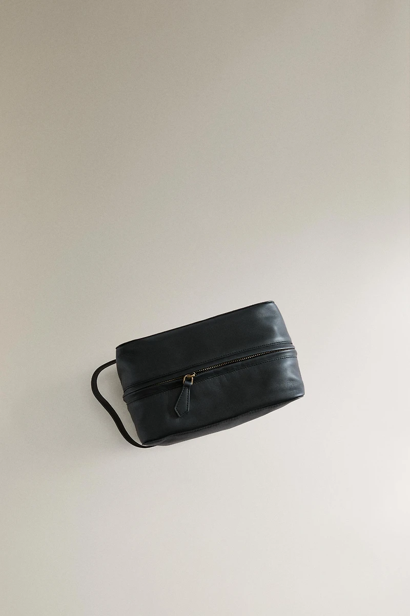TROUSSE DE TOILETTE CUIR NAPPA