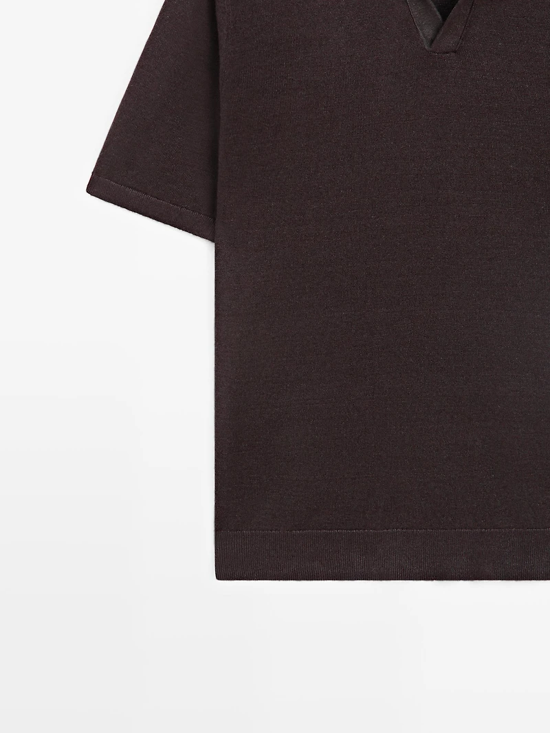 Linen V-neck polo sweater