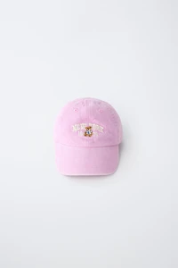 CASQUETTE À BRODERIE OURS ET INSCRIPTION