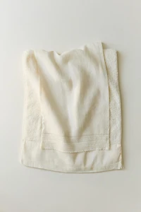 EMBROIDERED LINEN BORDER TOWEL