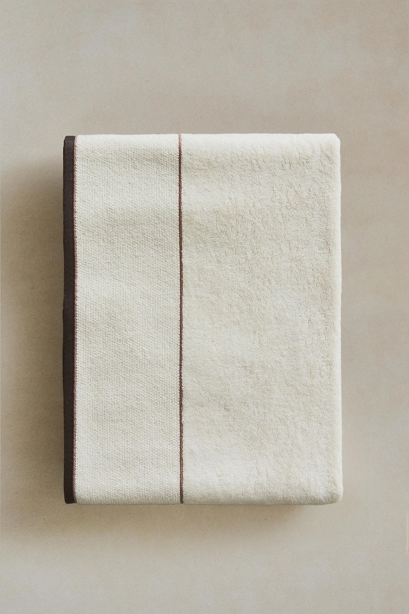 SERVIETTE DE BAIN FRISE POINT RIZ