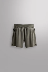 SHORT COURT RUNNING