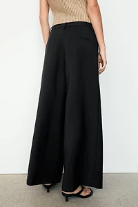 Flowing cropped wide-leg pants