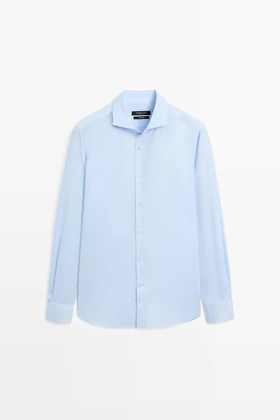 Slim fit 100% cotton shirt with double cuffs