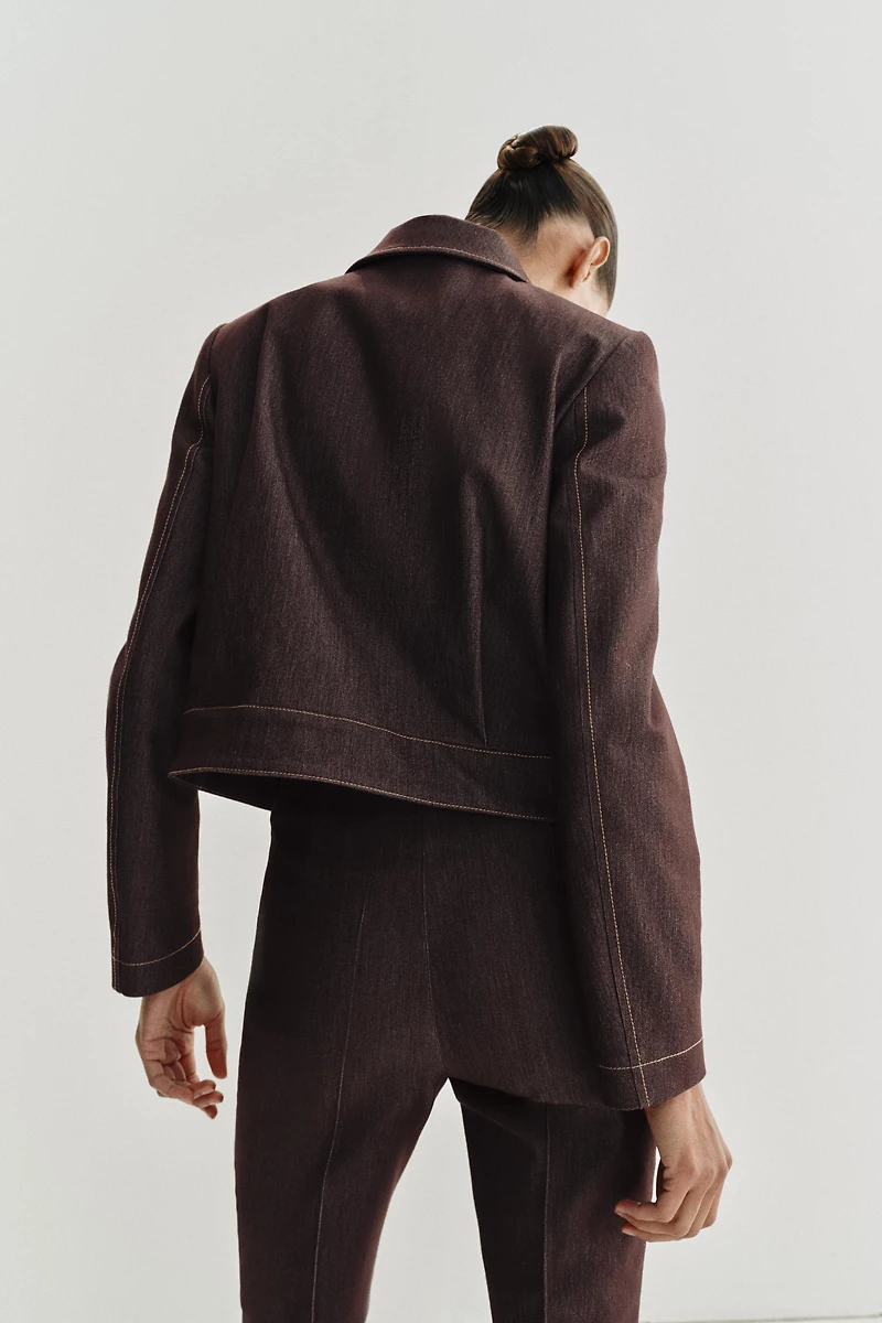 SHORT JACKET WITH FLAP POCKETS