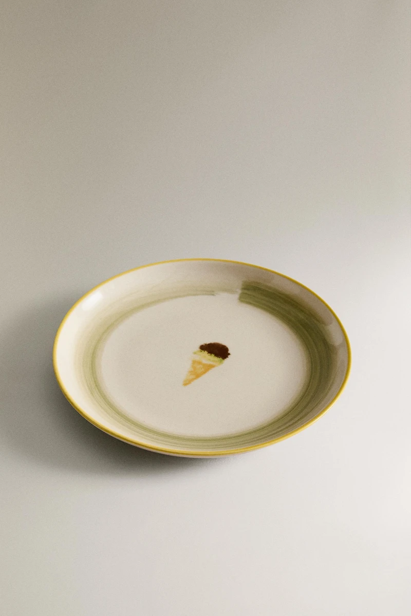 STONEWARE ICE CREAM DESSERT PLATE