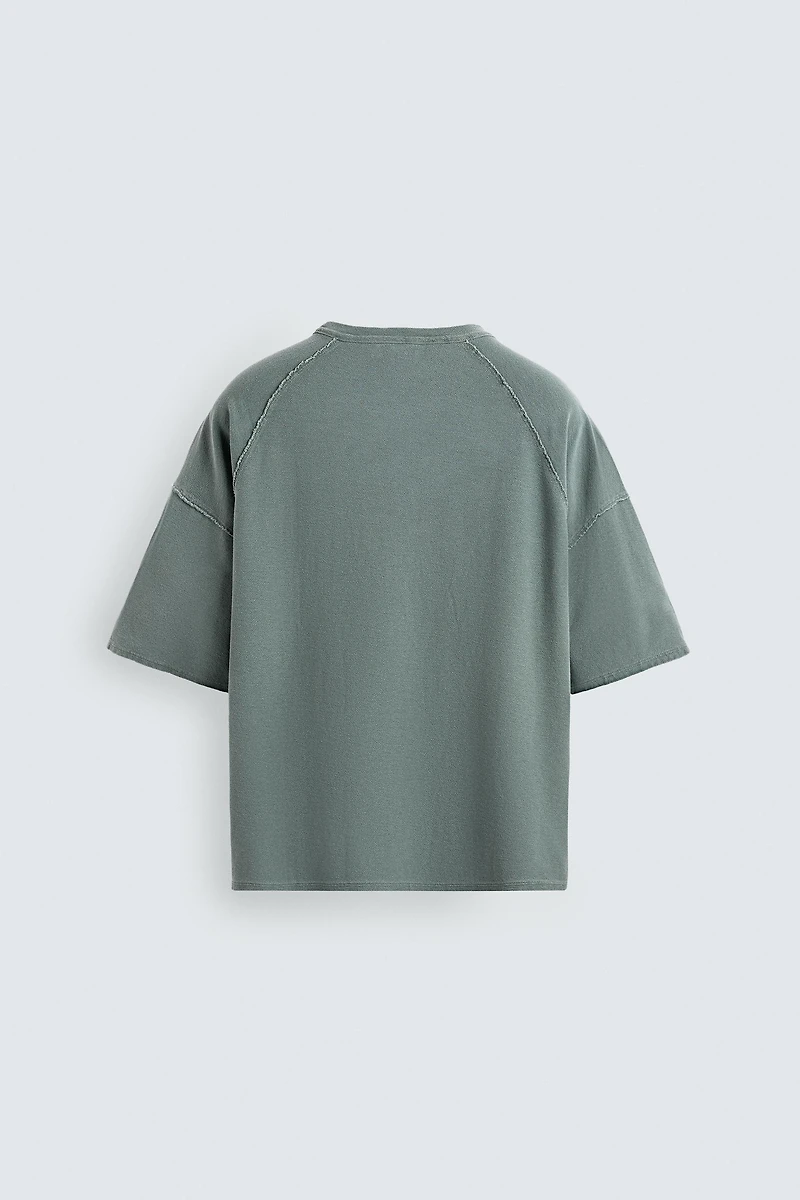 KNIT SPRAY PRINT T-SHIRT