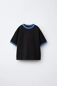 CONTRAST TRIM T-SHIRT