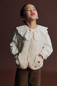 EMBROIDERED FLORAL SHERPA KNIT VEST