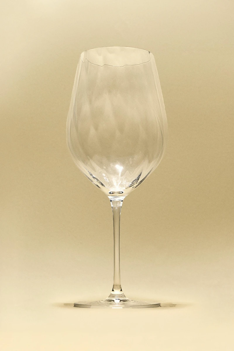 TEXTURED CRYSTALLINE WINE GLASS