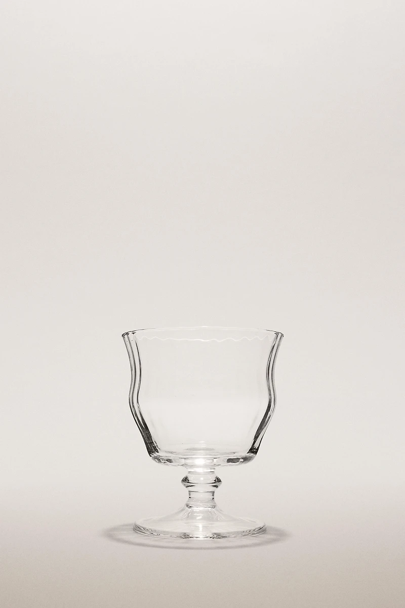 VERRE À PIED