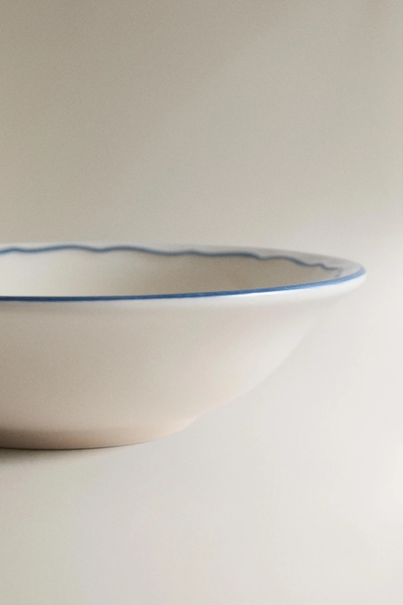 WAVY RIM EARTHENWARE BOWL
