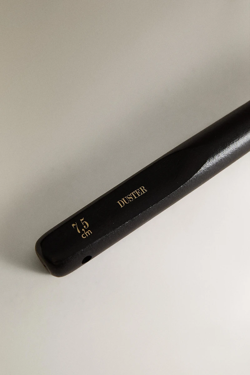 WOODEN CLEANING DUSTER