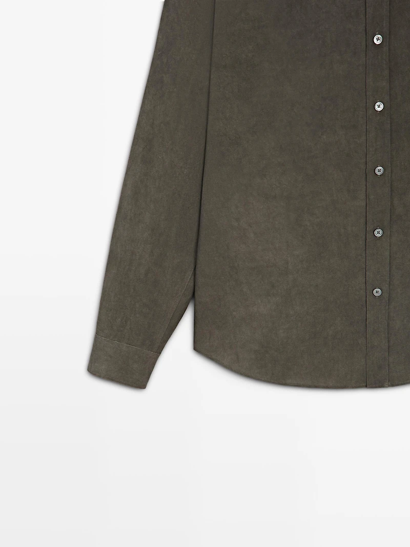 Flowing regular fit shirt with pocket