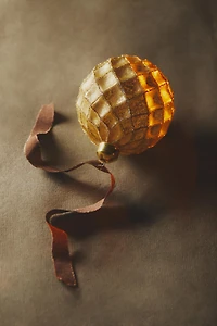 CHRISTMAS TREE BALL ORNAMENT