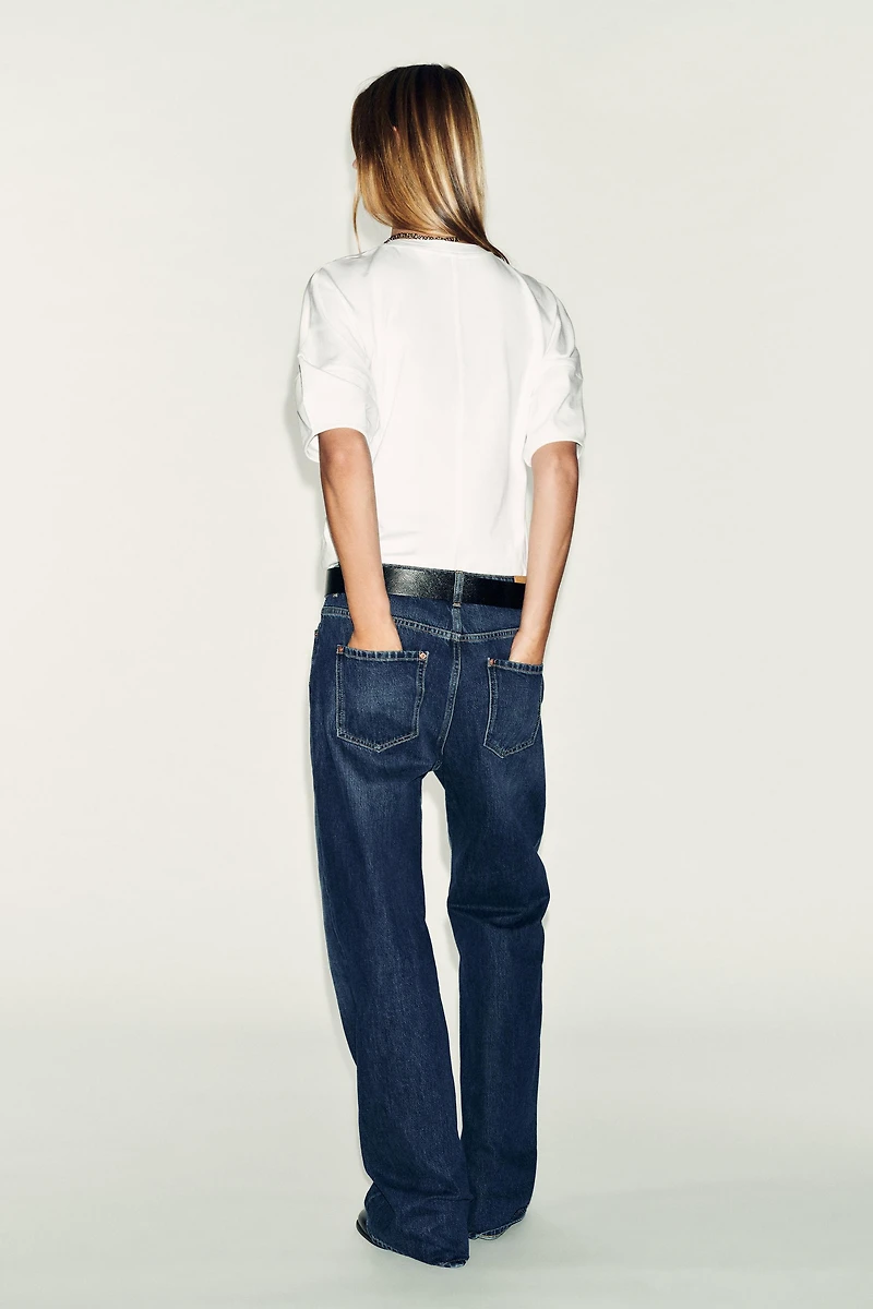 T-SHIRT FLEUR EN CONTRASTE