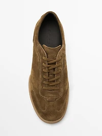 Tennis croûte de cuir semelle contrastante