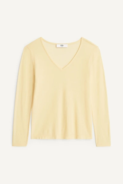 LIMITED EDITION V-NECK T-SHIRT