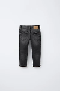 STRAIGHT FIT JEANS