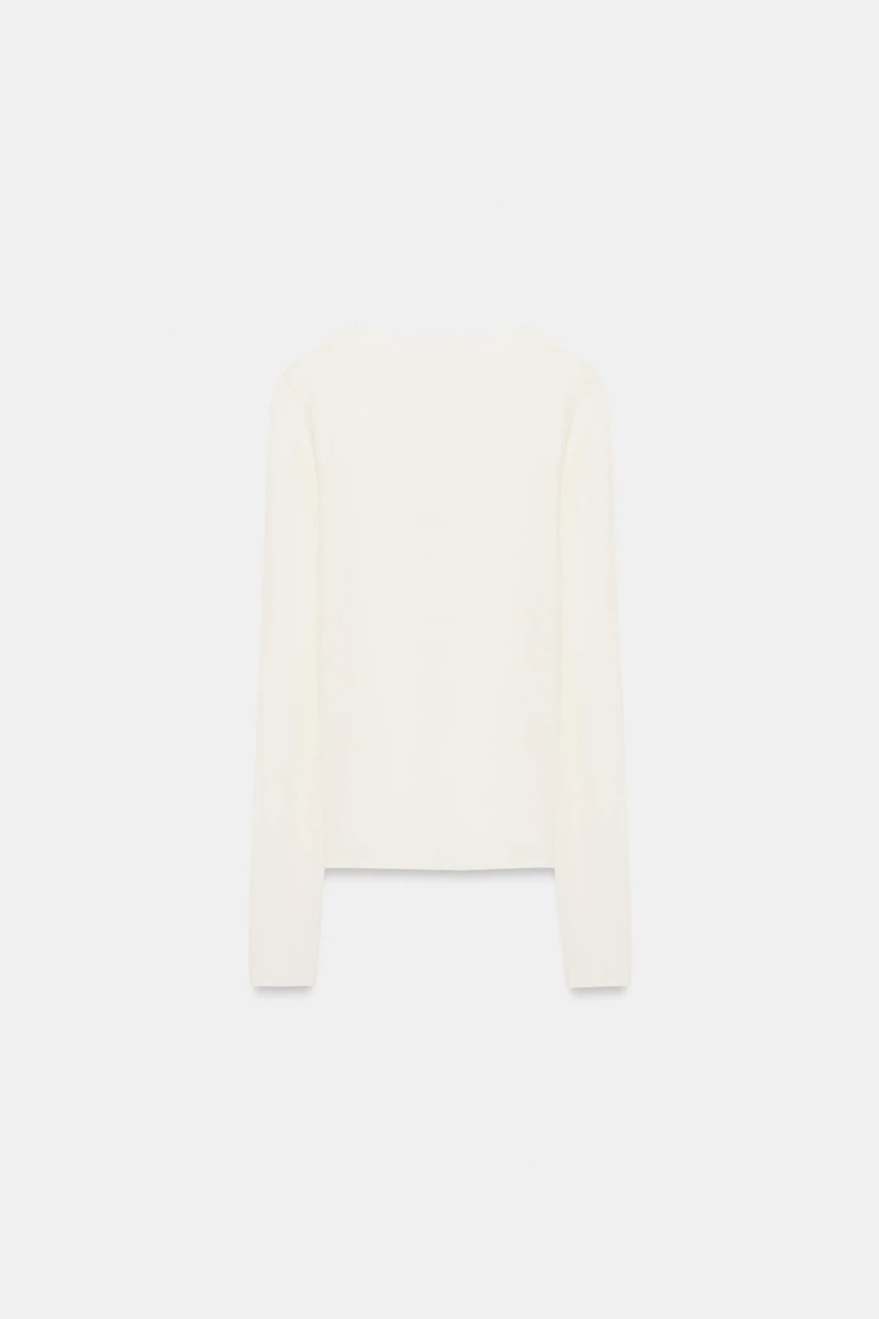 TOP EN MAILLE EXTRAFINE