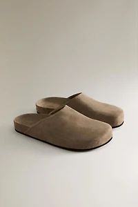 MINIMALIST LEATHER CLOGS