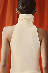 HIGH NECK SLEEVELESS TOP