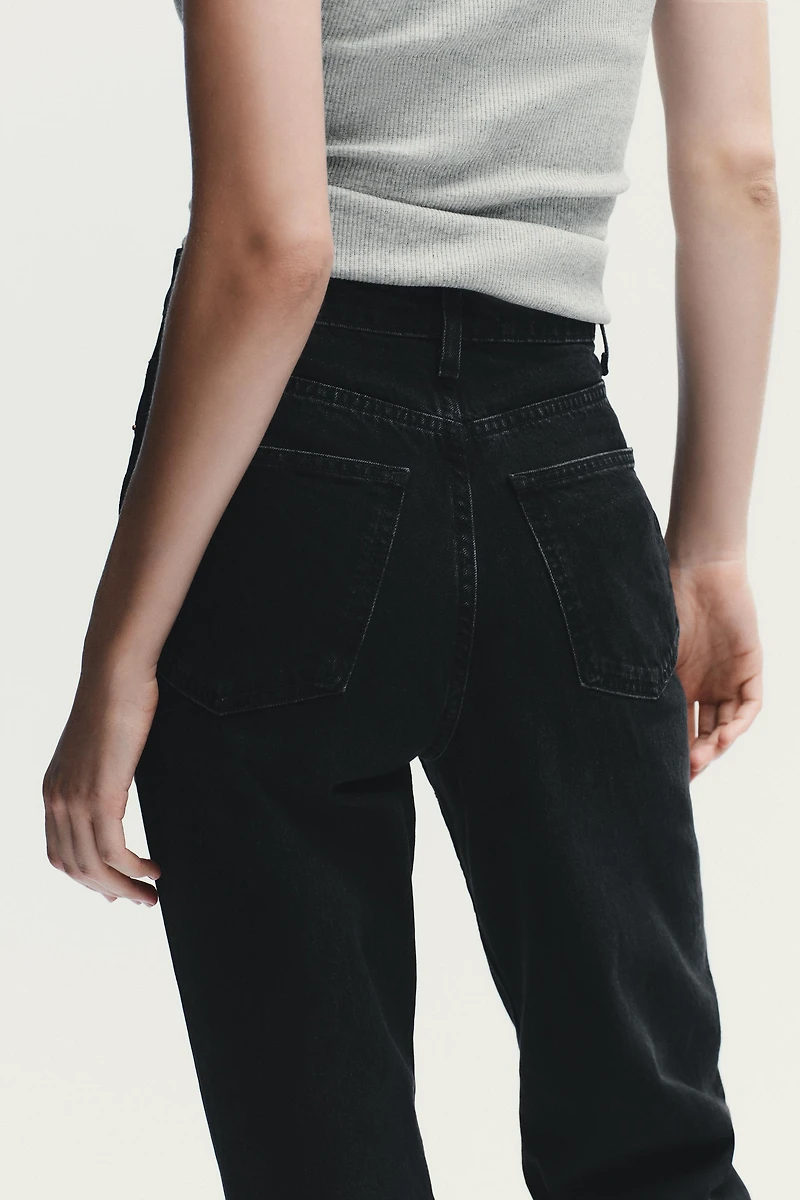 TRF MOM FIT HIGH WAIST JEANS