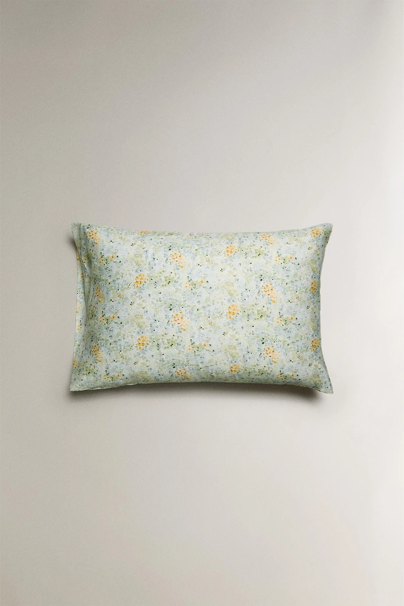 FLORAL PRINT PILLOWCASE