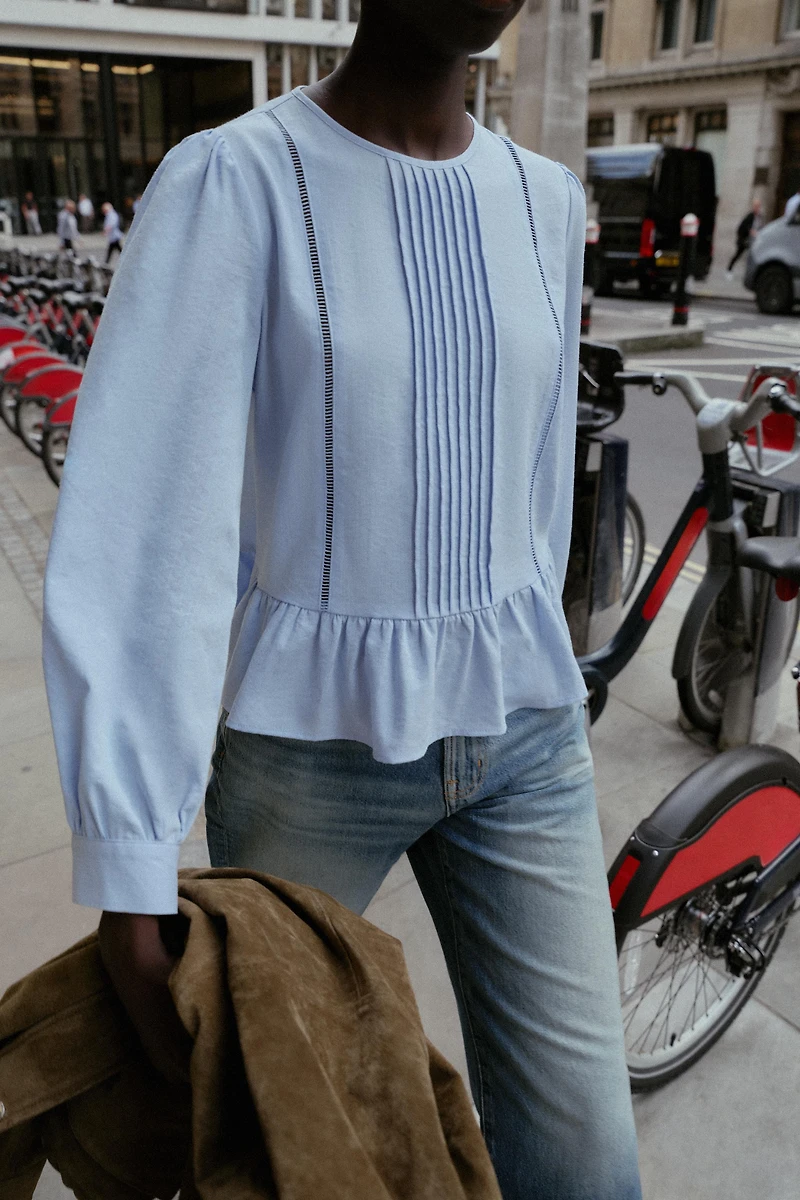 LACE TRIM PEPLUM BLOUSE