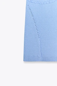 FITTED KNIT TOP