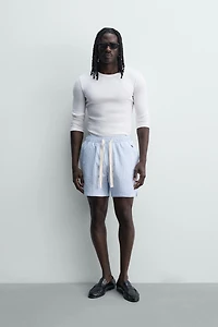 SHORT À RAYURES